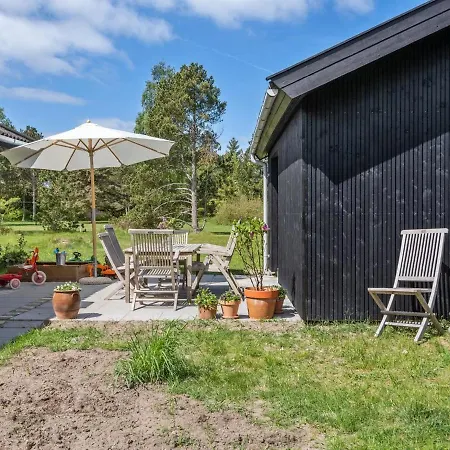Thyge - 950m From The Sea In Sealand By Interhome