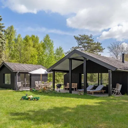 Casa vacanze Thyge - 950m From The Sea In Sealand By Interhome Højby