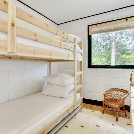 Thyge - 950m From The Sea In Sealand By Interhome