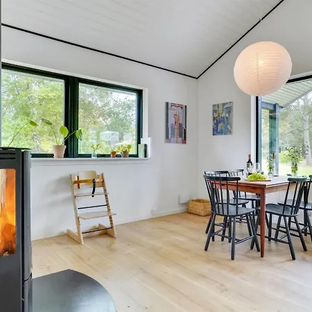 Casa vacanze Thyge - 950m From The Sea In Sealand By Interhome Højby
